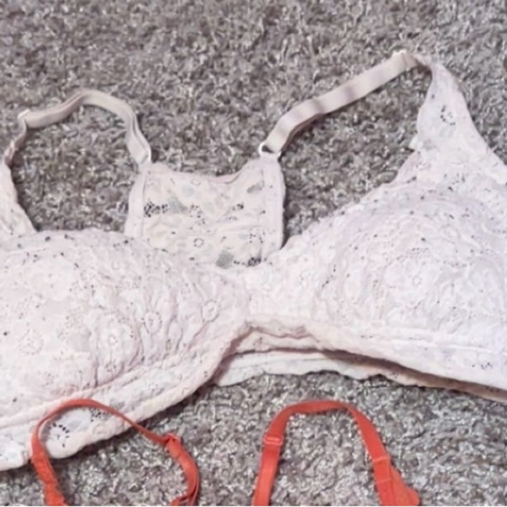 Aerie White Lace Bra with Adjustable Straps
